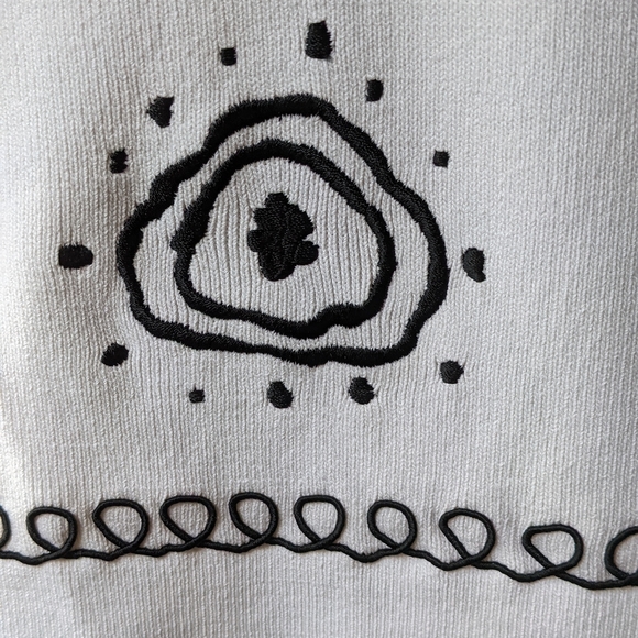 Vintage tank/cardi sweater set in white/black - Picture 7 of 13